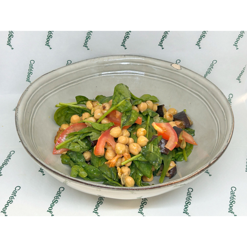 Kikkererwten Salade met geroosterde aubergine en harissa